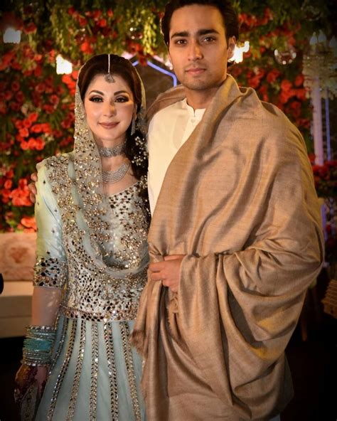 Maryam Nawaz Looks Stunning At Son Junaid Safdars Mehndi Lens