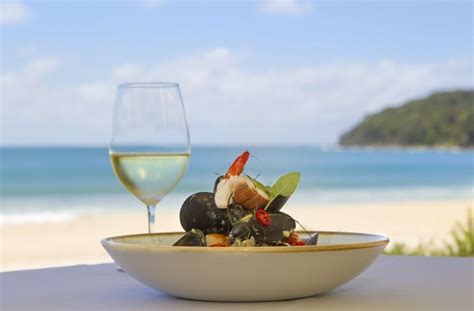 Where To Eat Noosa, Best Restaurants Noosa | Seasons restaurant, Noosa, Australia travel