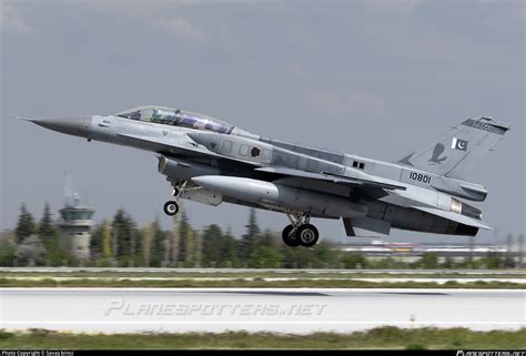 10801 Pakistan Air Force Lockheed Martin F 16d Fighting Falcon Photo By Savaş Binici Id