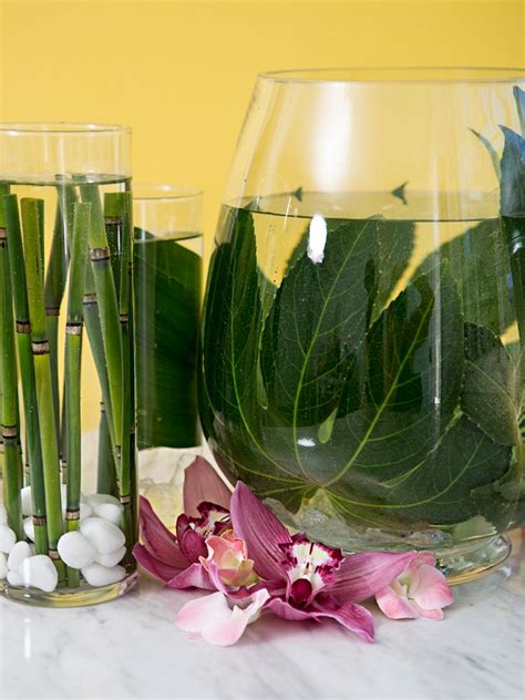 You HAVE To Learn Our Easy Trick For Submerging Flowers In Water