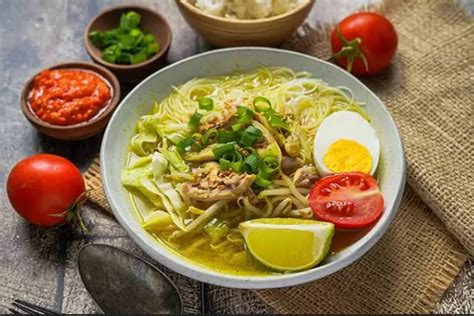 Cara Membuat Soto Ayam Lamongan Sendiri Di Rumah Yang Segar Dan Gurih