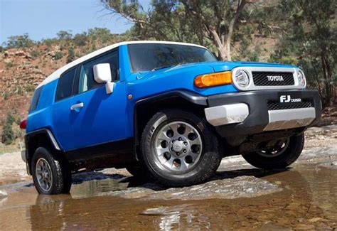 Toyota FJ Cruiser - carsales.com.au