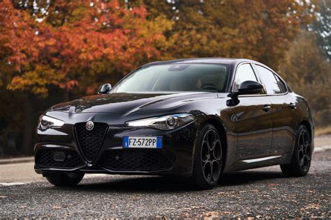 Alfa Romeo Giulia Veloce Cv Q Prova Su Strada Interni Motore E