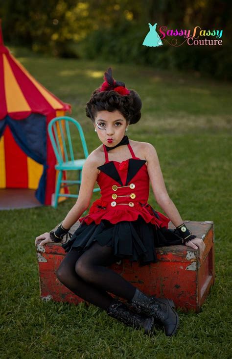 Vintage Circus Ringmaster Costume