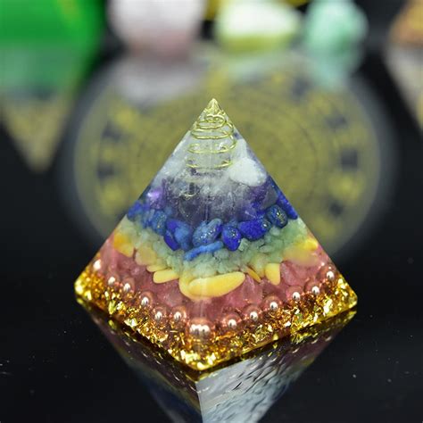 Lovely Orgone Pyramid Seven Chakras Natural Stone Orgone Pyramids