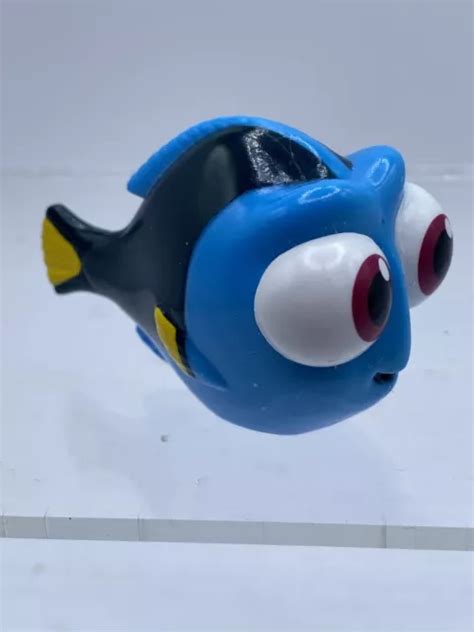 Disney Pixar Finding Nemo Baby Dory Fish Bandai 2016 Mini Figure Movie