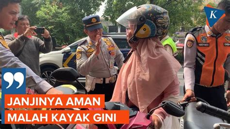 Melihat Motornya Diangkut Petugas Warga Janji Tukang Parkirnya Aman