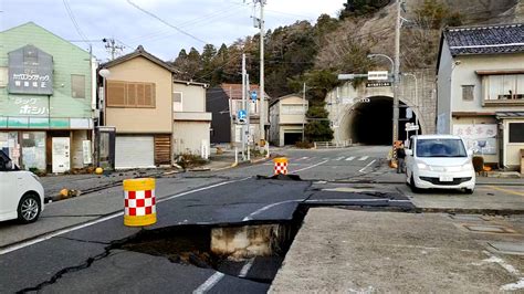 Death Toll Rises To 65 In Strong Japan Quakes As Aftershocks Hinder