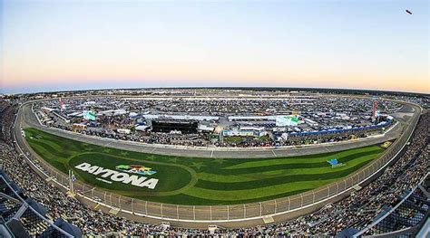 Nascar Fantasy Picks Best Daytona International Speedway Drivers For Draftkings Athlon Sports