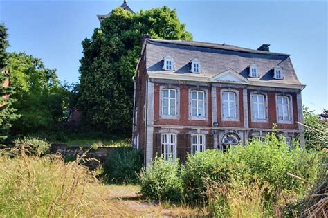 Abandoned Stunning European Mansions And Castles For Sale