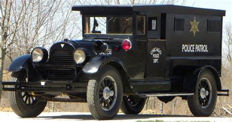 Chicago Police Dept Paddy Wagons 1923 Hudson Super Six And 1929 Ford