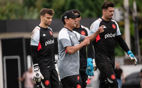 Com Mudança Confira A Provável Escalação Do Vasco Contra O Grêmio