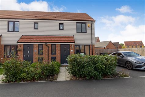 3 Bedroom End Of Terrace House For Sale In Denny Street Wootton