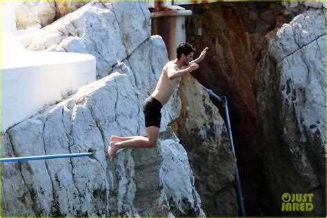 Manu Rios Goes Shirtless During A Cannes Beach Day Photo 1377587 Photo Gallery Just Jared Jr