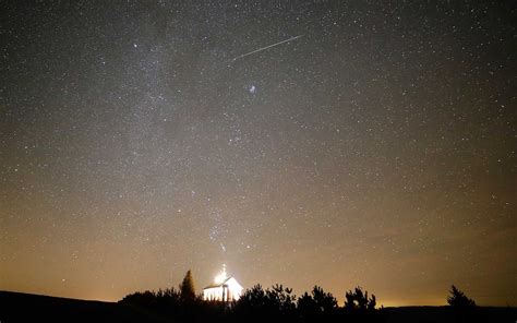 Relatos Do Povo Veja Imagens Da Chuva De Meteoros Da Constela O De G Meos