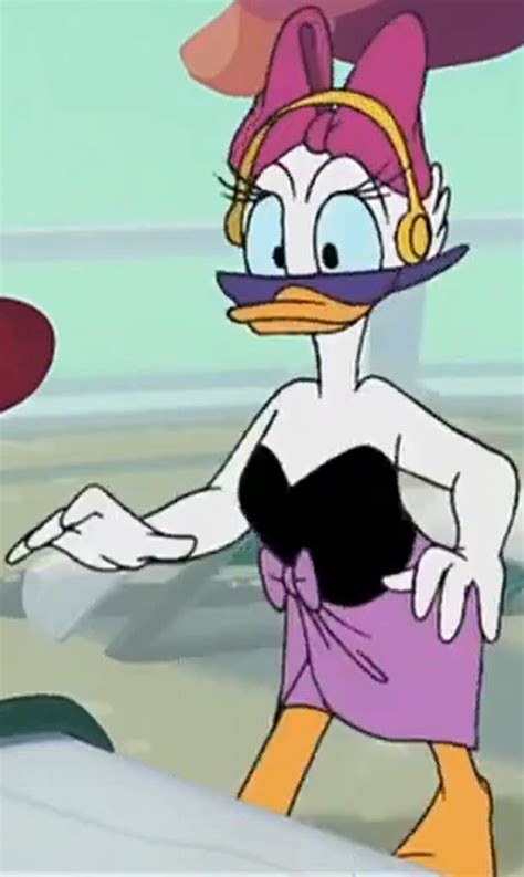 Daisy Duck In A Swimsuit And Sarong By Steamanddieselman On Deviantart