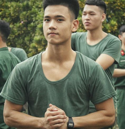 Hot Boy Tr Ng K Thu T Qu N S G Y Th Ng Nh T Ng Gi M Kg G Ng M T Tr Znews Vn