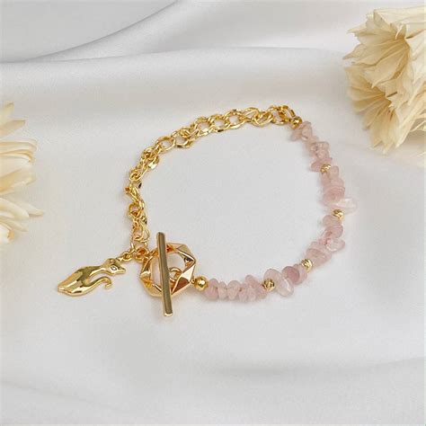 Купить Браслет из Розового кварца с цепочкой артикул 108142 | Радуга ...