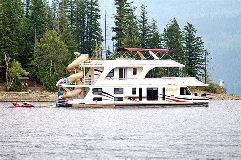 Lake Shuswap Boating & Fishing Information