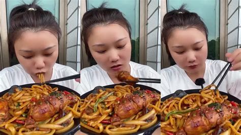 Asmr Mukbang Eating Show Fried Noodles Roasted Pork Vegetable And