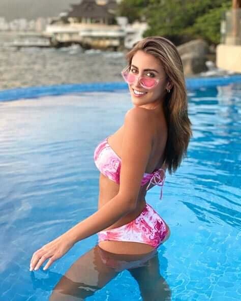 Conductora Tv 6 Photos XXX Porn Album 21453