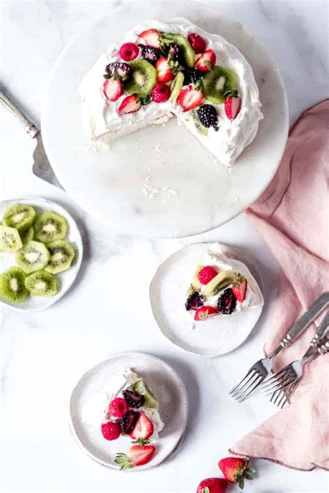 Easy Classic Pavlova Recipe House Of Nash Eats