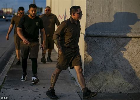 Ups Drivers Arrive In Uniform At Funeral Home After Colleague Was Taken