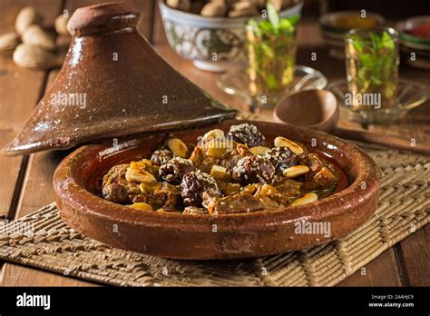 Moroccan Lamb Stew Hi Res Stock Photography And Images Alamy