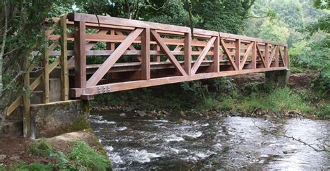 Brampton Woodworks ::Pedestrian Wooden Bridges Manufacturer