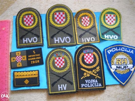 Amblem Hvo Hv I Policije Kolekcionarstvo Vojne I Policijske Oznake