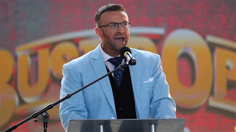 El Gerente General De Wwe Smackdown Nick Aldis Habla Sobre La Lesi N