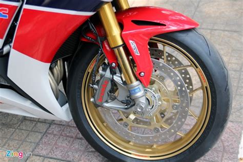 Honda CRB 1000RR - Motogiare.com