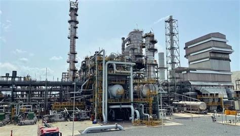 Dangote Refinery begins registration of distributors