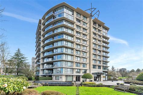 Property and Location Details for 224 Victoria Park North 16