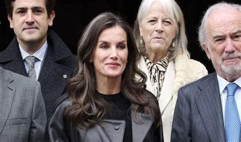 Queen Letizia Of Spain Stuns As She Shows Off Grey Ashy Locks English