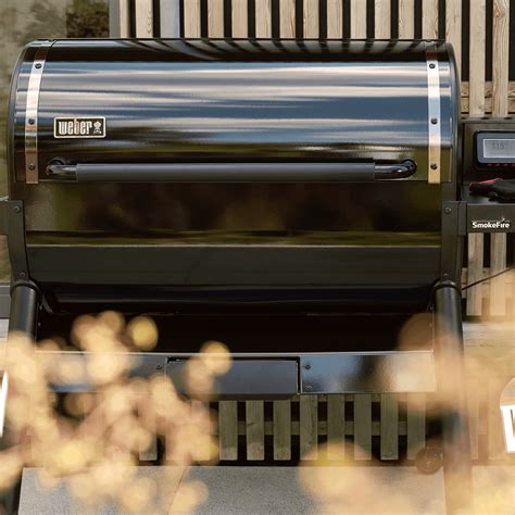 SmokeFire EPX6 Wood Fired Pellet Grill STEALTH Edition SmokeFire