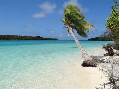 ЖИВОТЪТ Е ПЪТУВАНЕ: Нова Каледония - кътче от Рая - E-Tours
