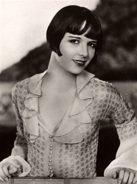 Flapper Icon And Sex Symbol Gorgeous Photos Of Louise Brooks In The