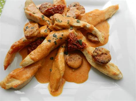 aiguillettes de poulet sauce crémeuse au chorizo c est pas d la tarte