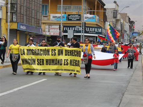 Más de cien inmigrantes marcharon en Iquique por la amnistía migratoria