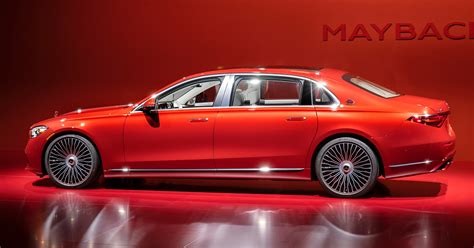 Z Mercedes Maybach S Class Debuts Ultra Posh Tech Loaded Flagship