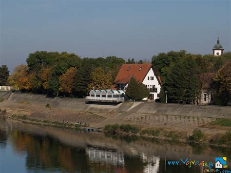 Old Park Novi Kneževac Vojvodina Travel