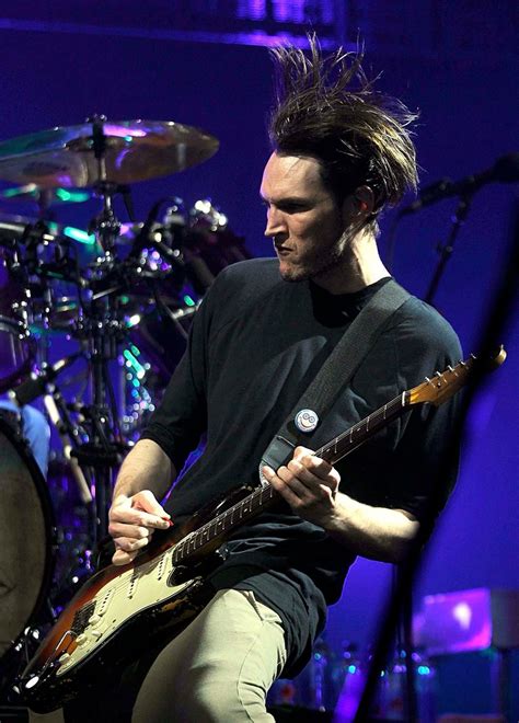 Ultimate Guitarist Bassist Josh Klinghoffer Red Hot Chili Peppers