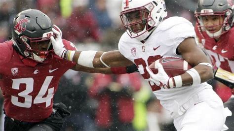 Stanford Cardinal Running Back Bryce Love Leads The Nation In Rushing