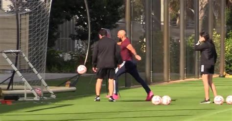 El Guardaespaldas De Lionel Messi Demostró Su Habilidad Con La Pelota En La Práctica Del Inter