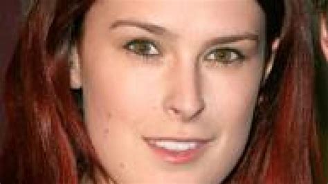 Rumer Willis une scène lesbienne dans le spin off de Beverly Hills