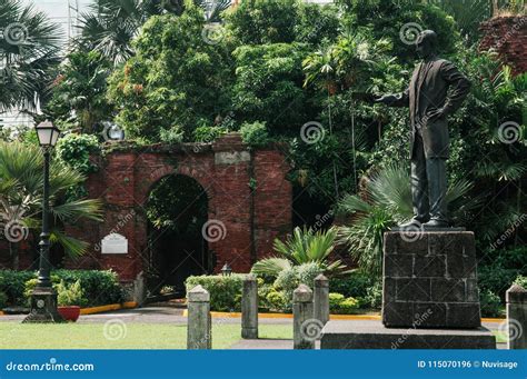 Park And Jose Rizal Statue Old Fort Santiago With Horse Carriage