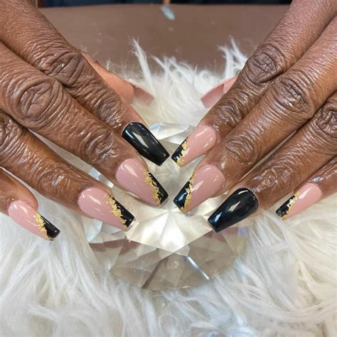 37 Classy Nude Nails With Gold Foil You Will Love Nail Designs Daily