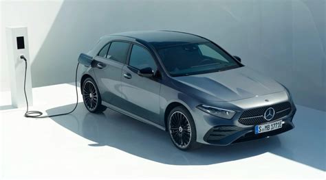 Mercedes A Class Facelift Revealed Automotive Daily