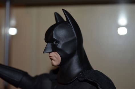 Theevilempire Hot Toys Batman Begins Sixth Scale Figure